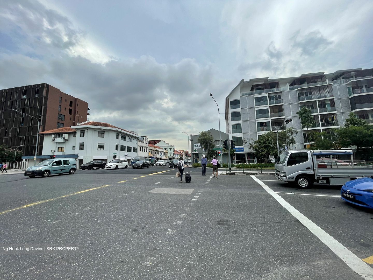 Grandview Suites (D14), Retail #391165671